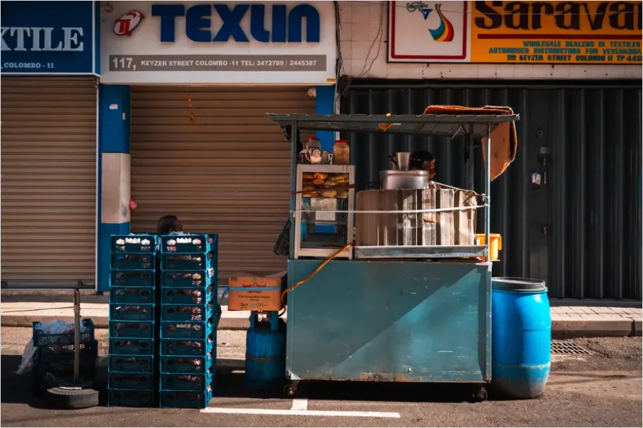 Detail Urban Street Vendor Close Up Photo Number 7