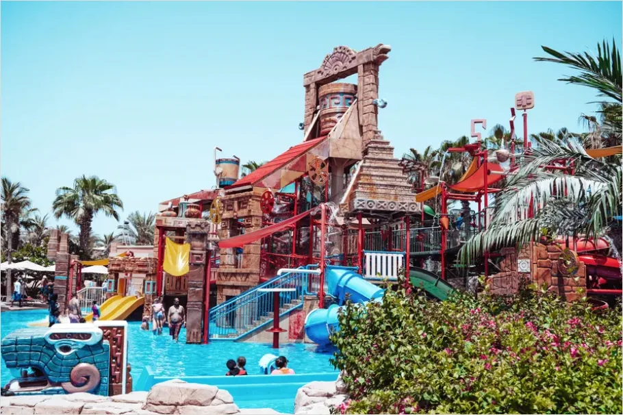 Detail Water Park Slide Splashing Photo Number 16