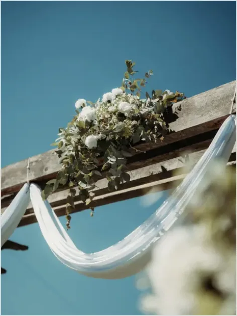 Detail Wedding Ceremony Outdoor Arch Photo Number 11