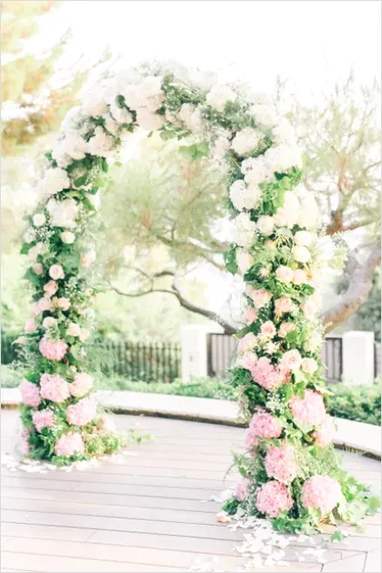 Detail Wedding Ceremony Outdoor Arch Photo Number 13