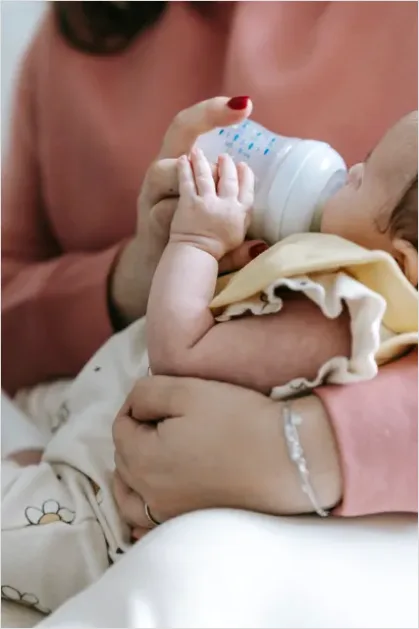 Detail Baby Bottle Feeding Close Up Detail Number 9