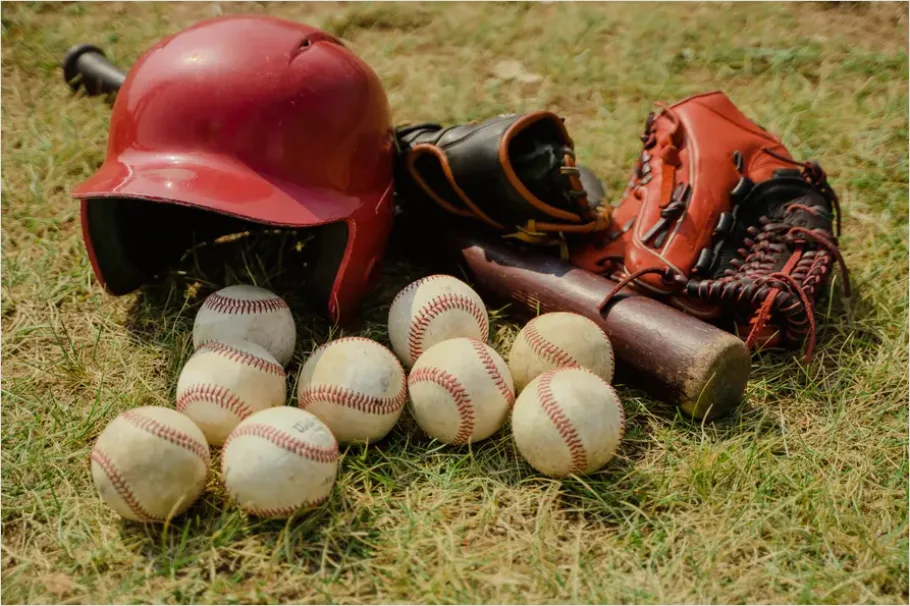 Detail Baseball Glove And Ball Number 2