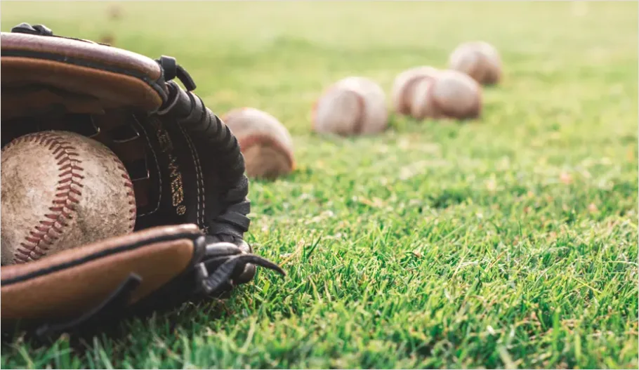 Detail Baseball Glove And Ball Number 4