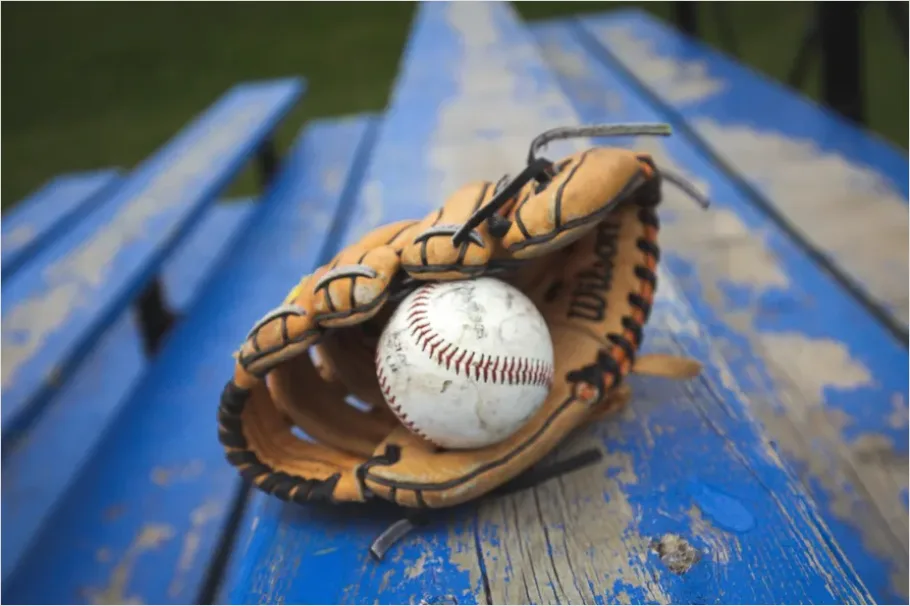 Detail Baseball Glove And Ball Number 9