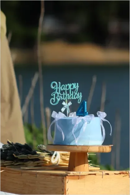 Detail Birthday Candles On Cake Stand Number 16