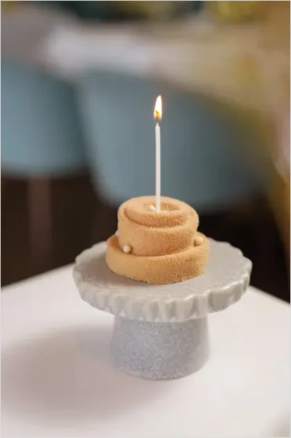 Detail Birthday Candles On Cake Stand Number 10