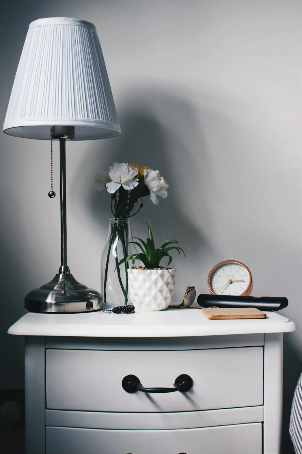 Detail Bluetooth Speaker On Bedside Table Number 2