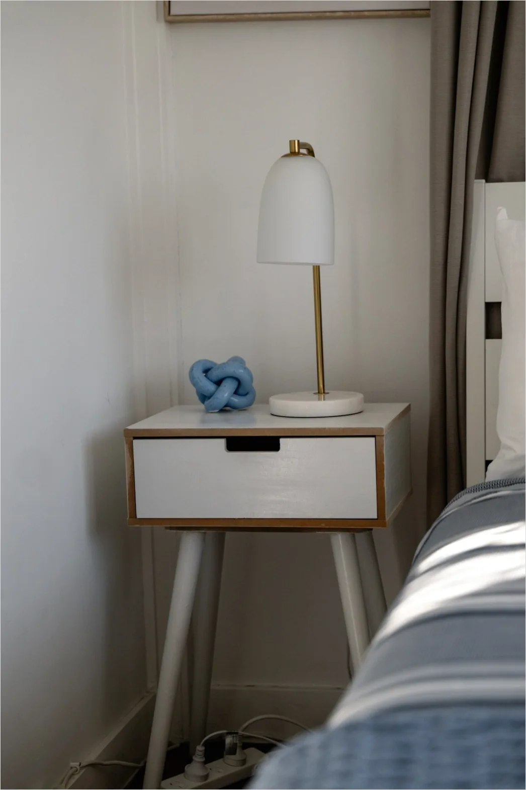 Detail Bluetooth Speaker On Bedside Table Number 8