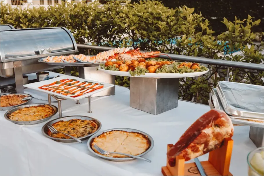 Detail Buffet Catering Setup Photo Number 9