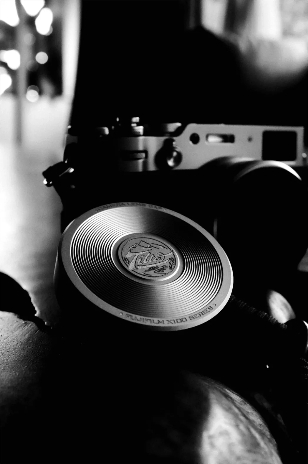 Detail Camera Strap And Lens Cap Number 3
