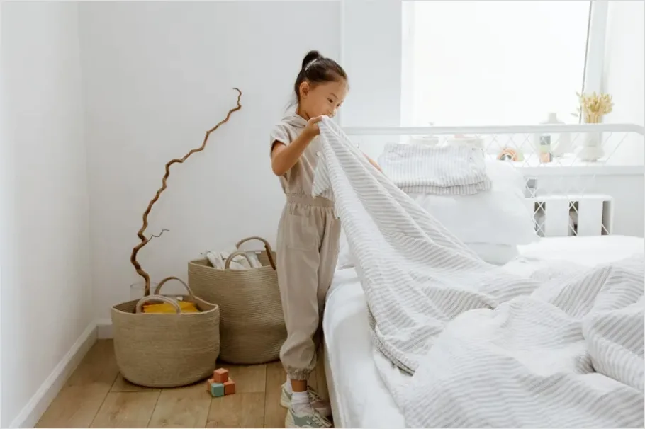 Detail Child Bedroom Tidy Storage Solutions Number 11