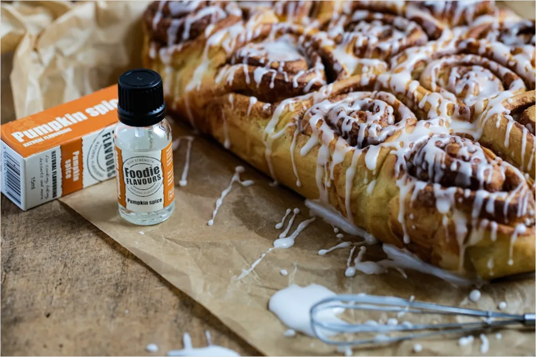 Detail Cinnamon Rolls Icing Drizzle Close Up Number 14