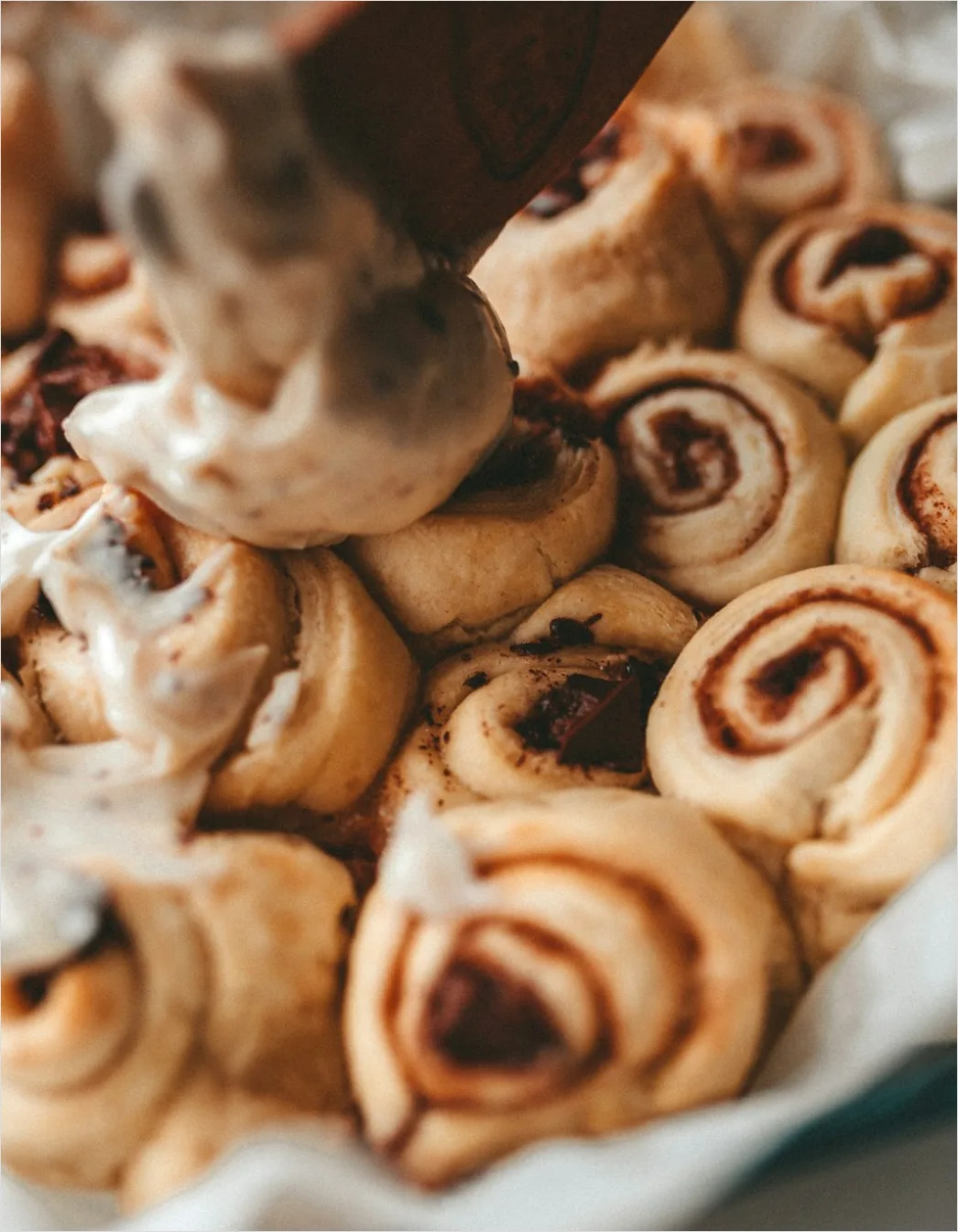 Detail Cinnamon Rolls Icing Drizzle Close Up Number 5