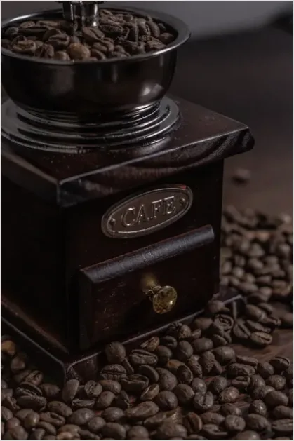 Detail Coffee Grinder And Beans Number 12