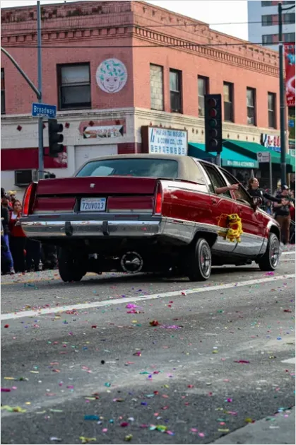 Detail Confetti Falling Parade Street Scene Number 5