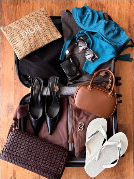 Detail Crossbody Bag Flat Lay Number 15