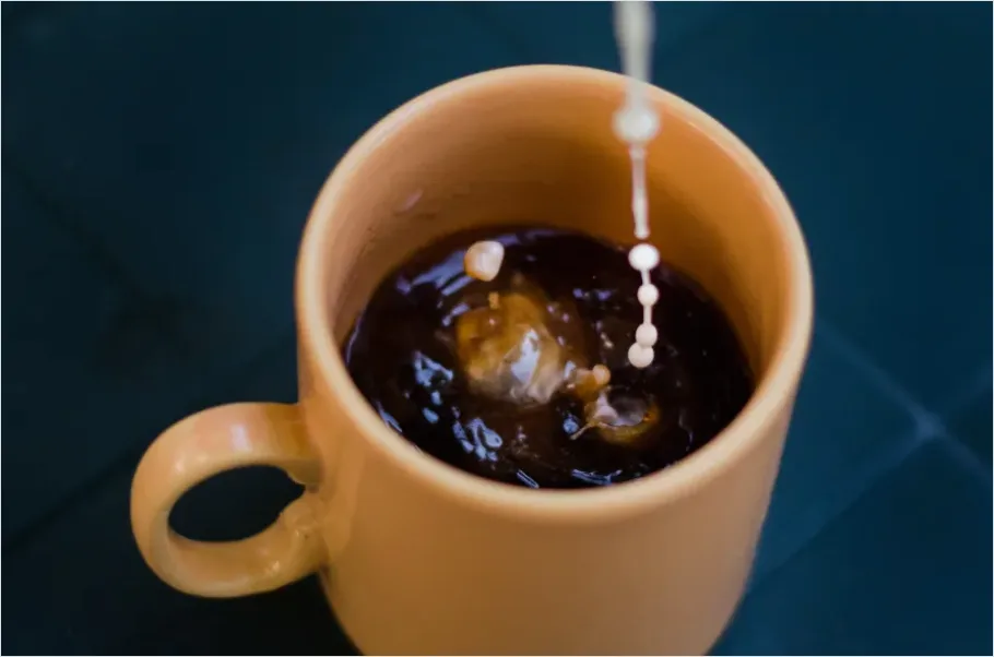 Detail Dairy Free Coffee Creamer Pour Close Up Number 2