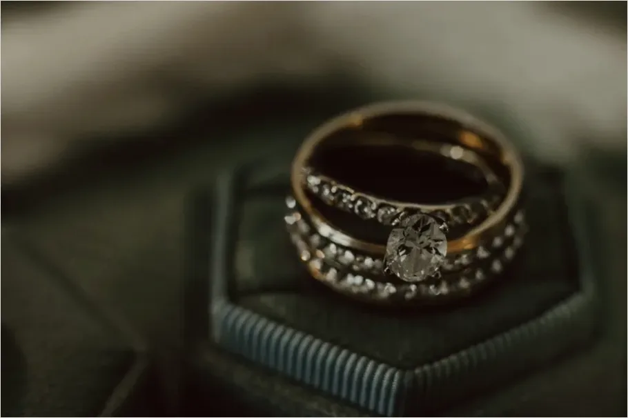 Detail Diamond Ring In Box Number 12