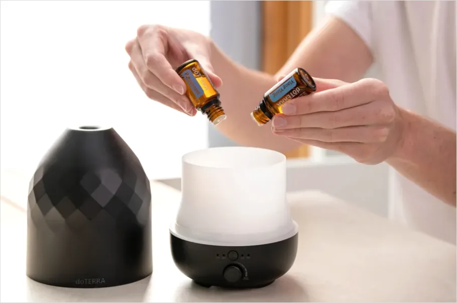 Detail Diffuser With Essential Oils Number 15