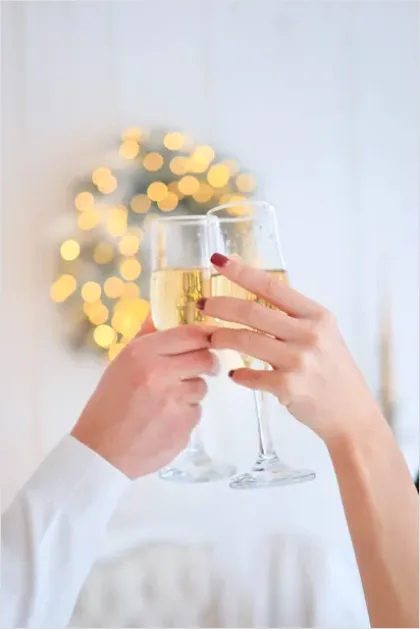 Detail Engagement Party Toast Photo Number 4