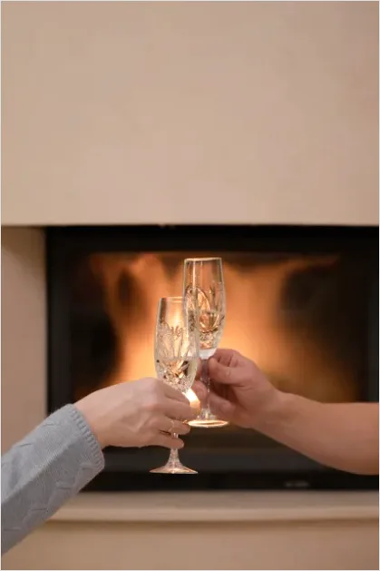 Detail Engagement Party Toast Photo Number 6