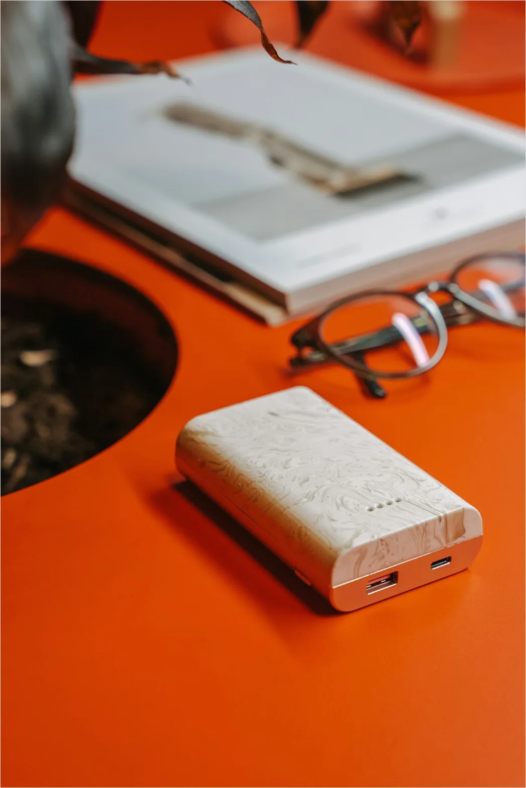 Detail External Hard Drive On Desk Number 15