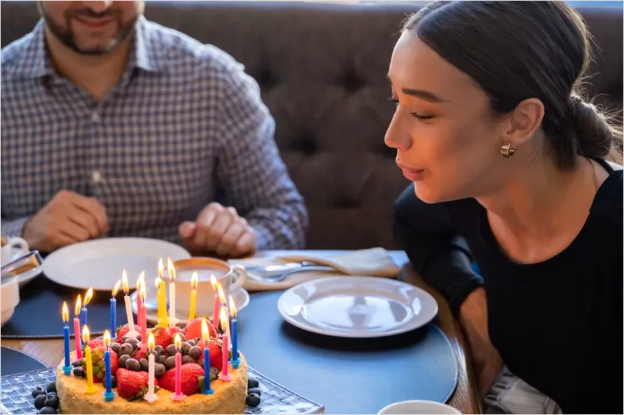 Detail Family Blowing Candles Birthday Cake Close Up Number 5