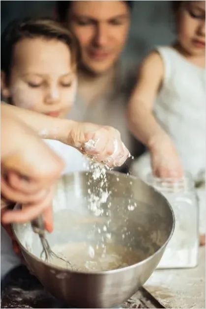 Detail Family Cooking Together Kitchen Lifestyle Number 5