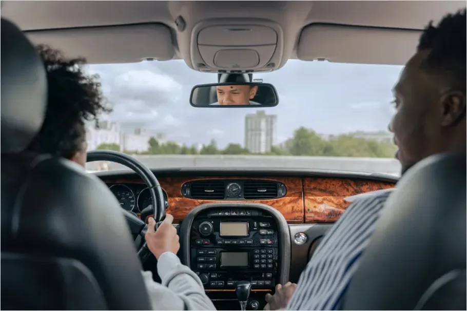 Detail Family Road Trip Car Interior View Number 6
