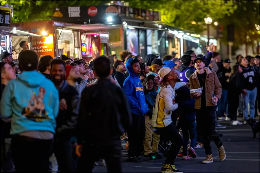 Food Truck Festival Lineup Wide Angle 464e