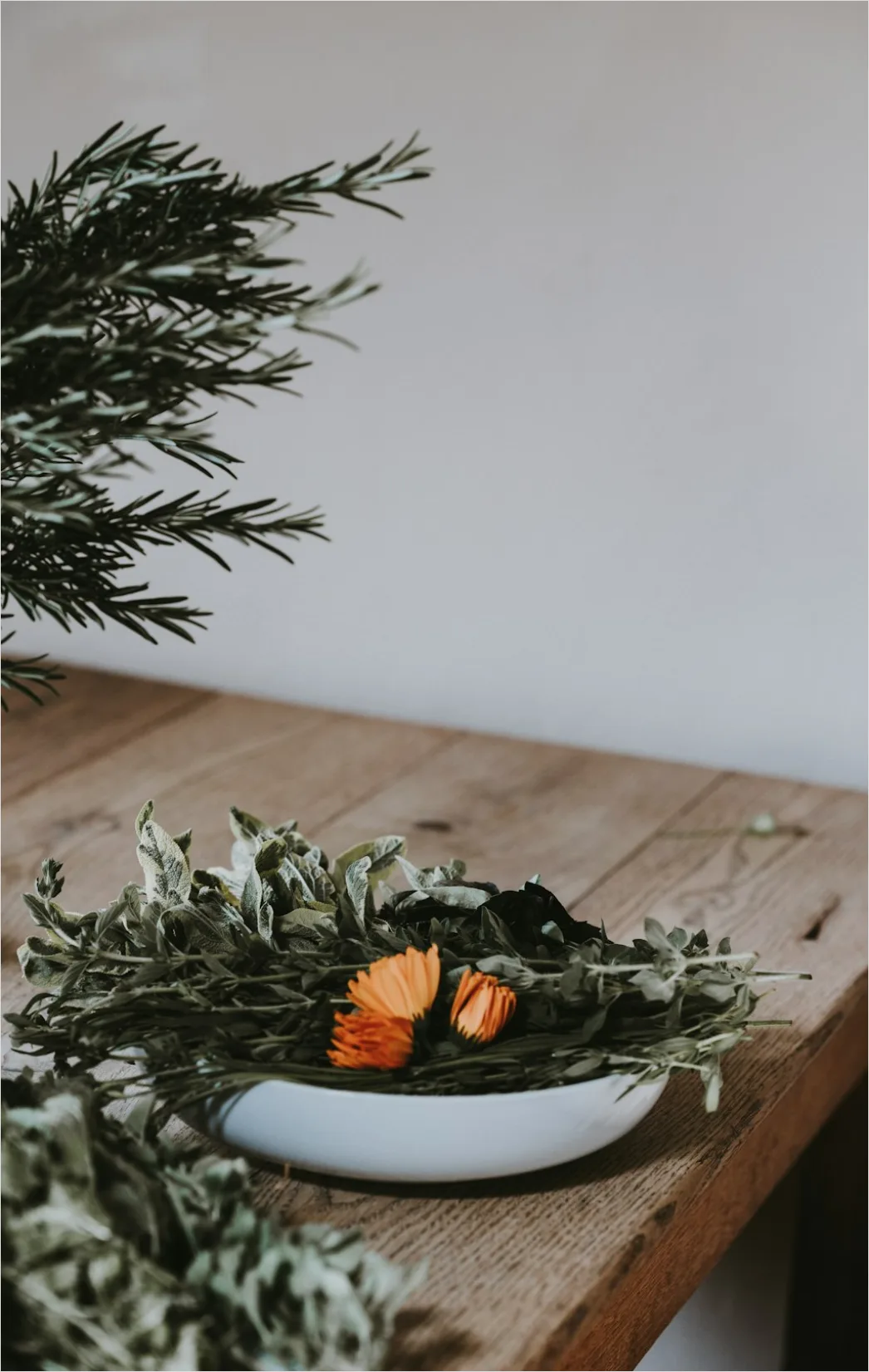 Detail Fresh Salad Bowl Wooden Table Overhead Number 12