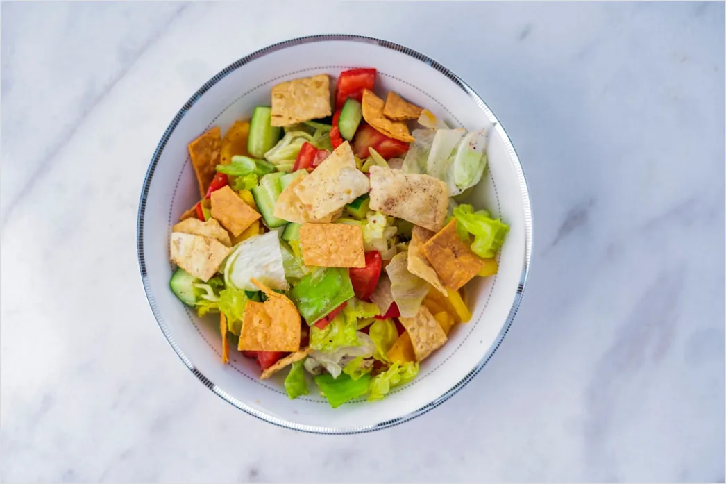 Detail Fresh Salad Bowl Wooden Table Overhead Number 16