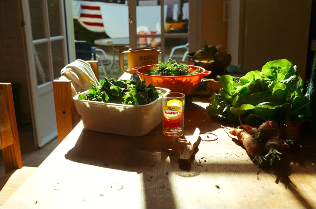 Detail Fresh Salad Bowl Wooden Table Overhead Number 10