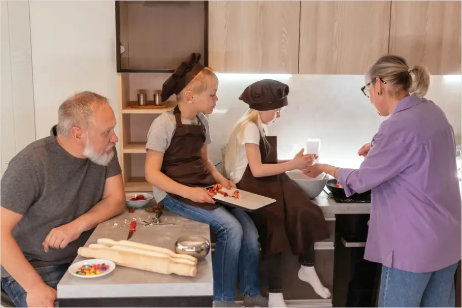 Detail Grandparents With Grandchildren Baking Together Number 5