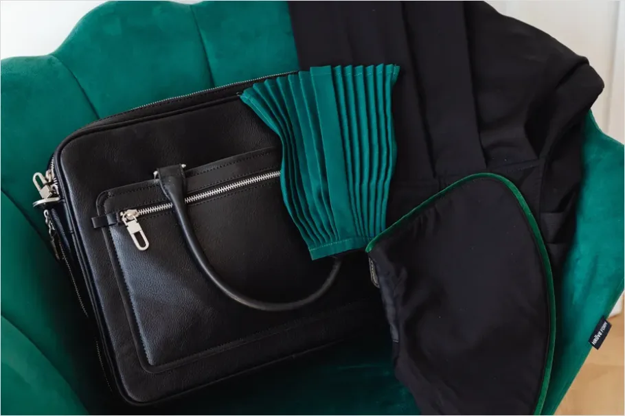 Detail Handbag On Chair Aesthetic Number 5