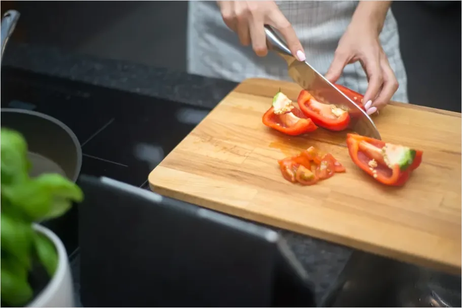Detail Healthy Family Meal Prep Cutting Vegetables Number 10