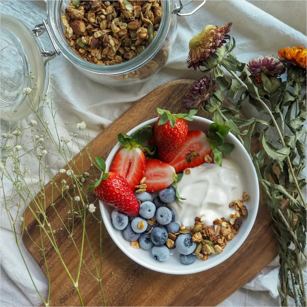 Detail High Protein Snack Yogurt Berries Number 10