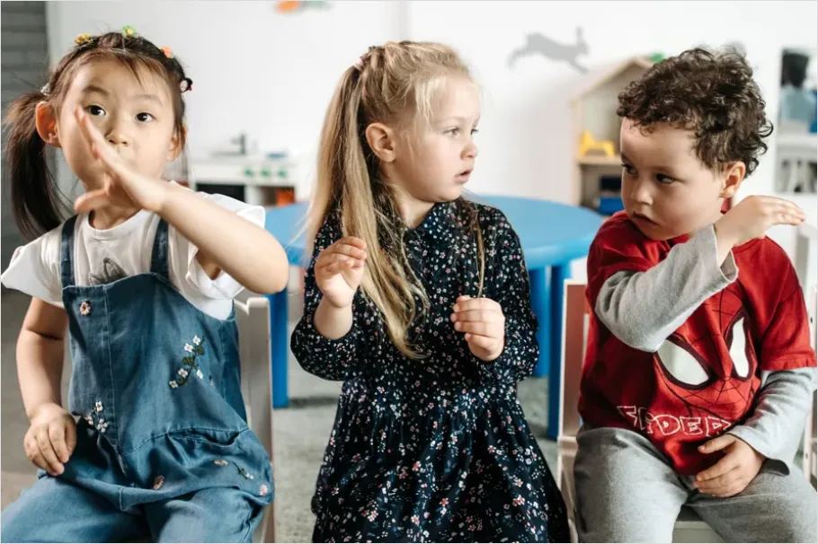 Detail Inclusive Classroom Diverse Kids Learning Together Number 15