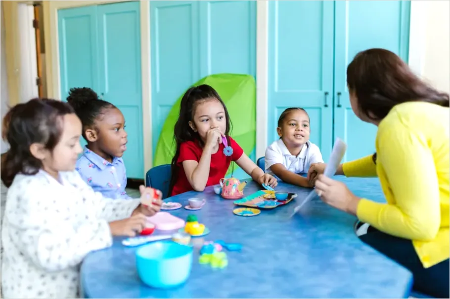 Detail Inclusive Classroom Diverse Kids Learning Together Number 4