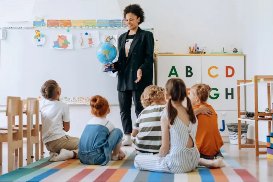 Detail Inclusive Classroom Diverse Kids Learning Together Number 9