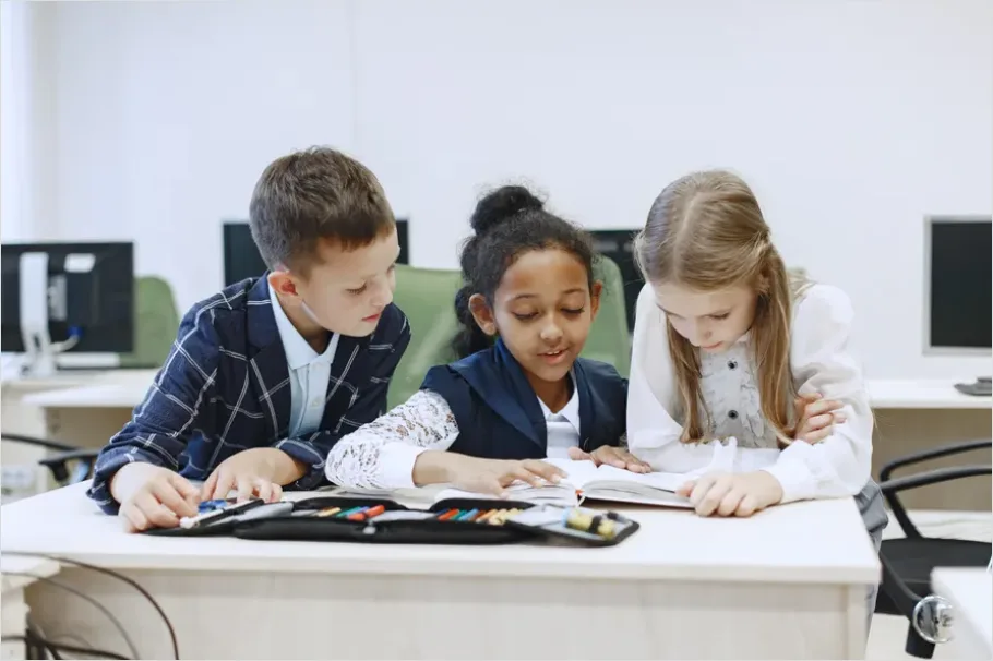 Detail Inclusive Classroom Diverse Kids Learning Together Number 10
