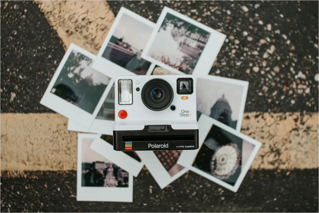 Detail Instant Camera With Film Number 13