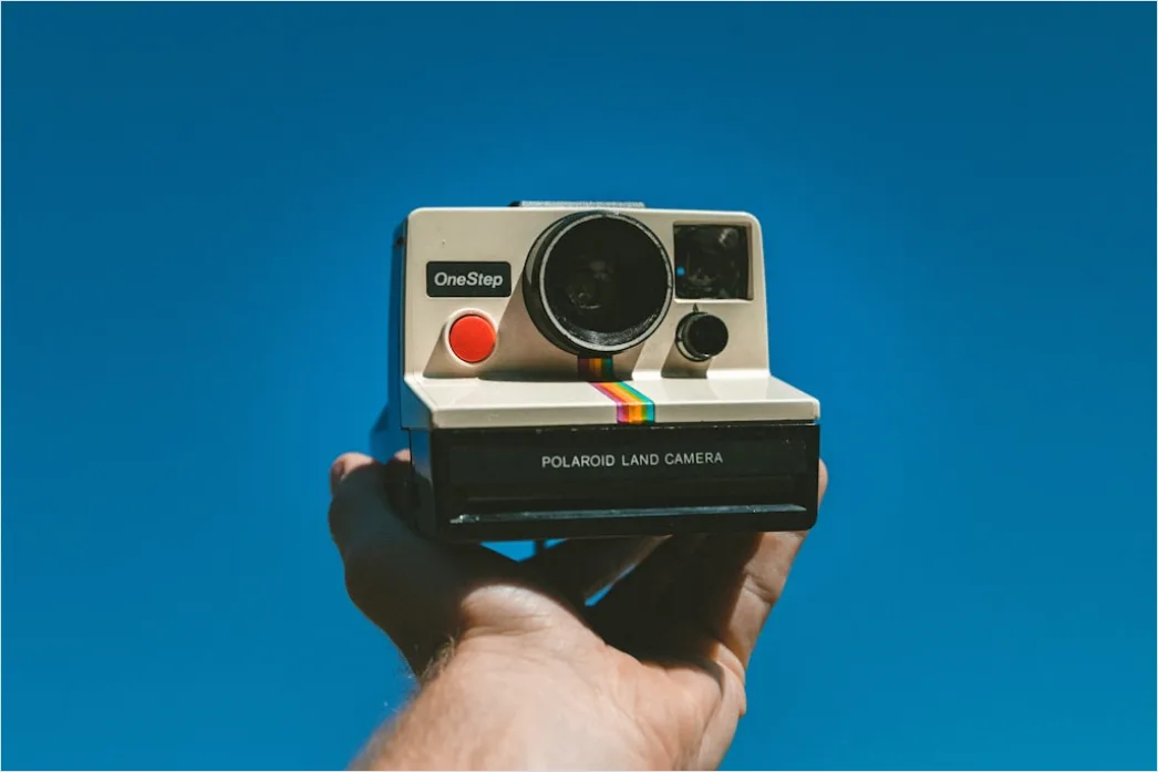 Detail Instant Camera With Film Number 3