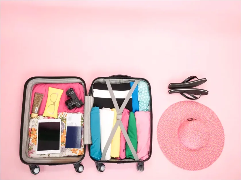 Detail Luggage Suitcase Packed Open Number 3