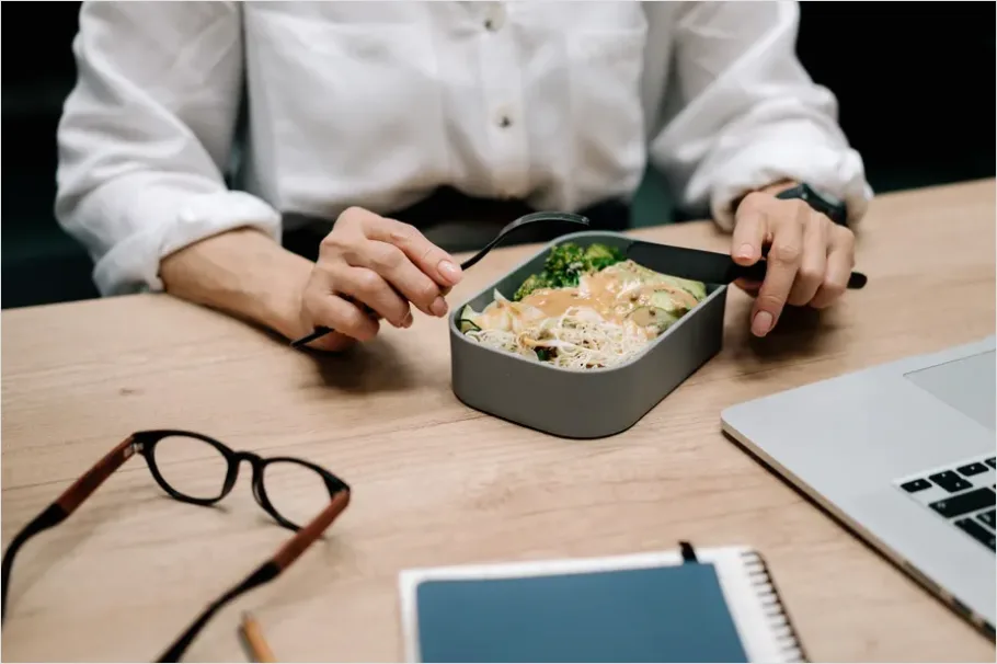Lunch Box With Utensils 89fd
