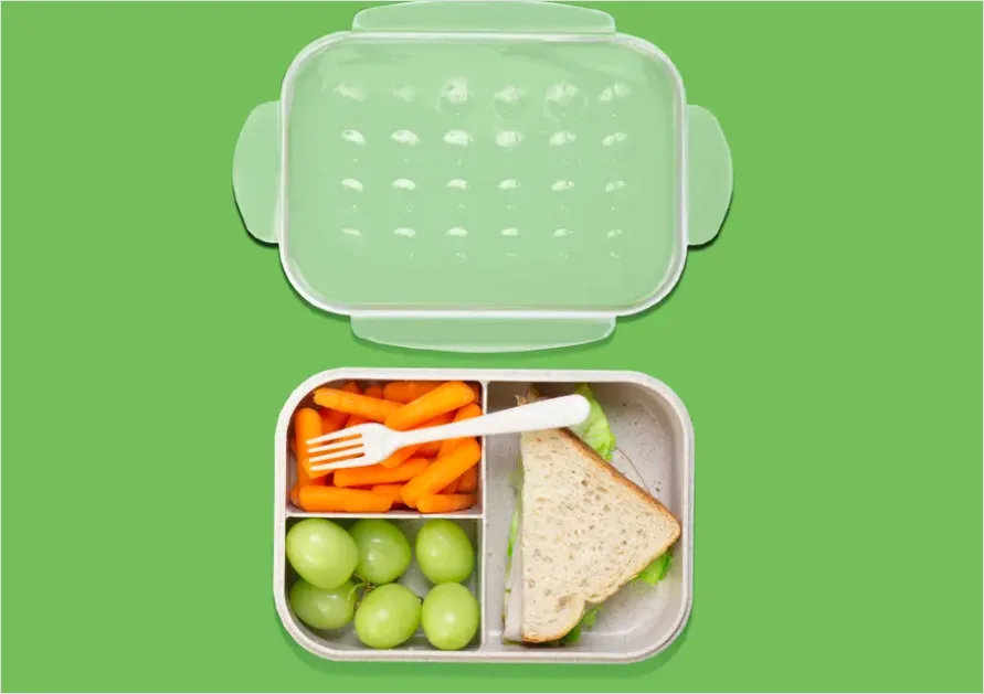 Detail Lunch Box With Utensils Number 16