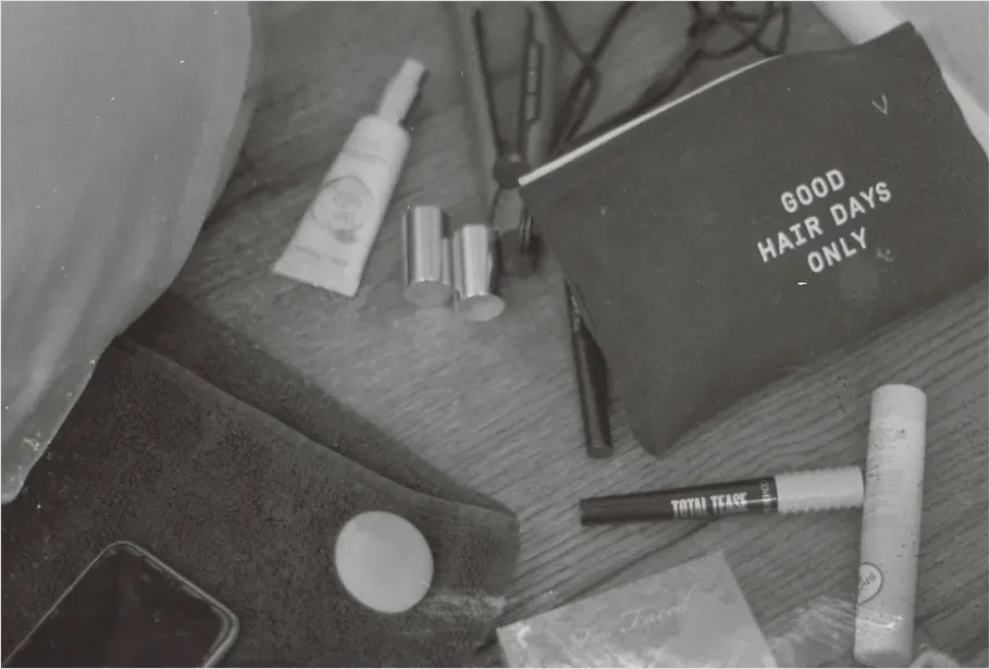 Detail Makeup Bag Essentials Flat Lay Number 9