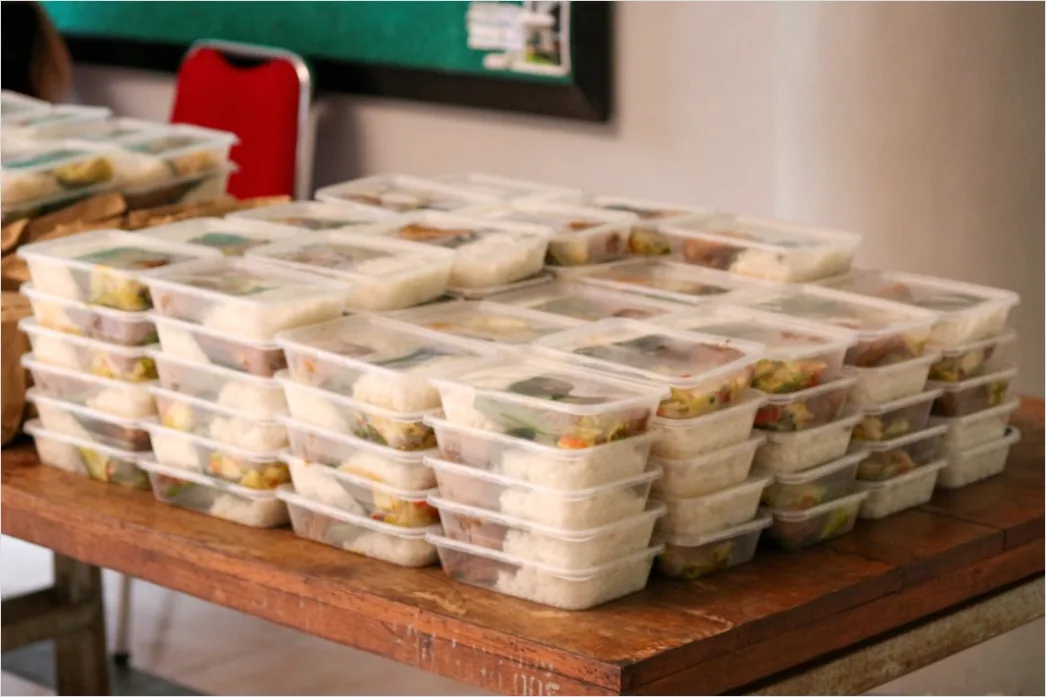 Detail Meal Prep Chicken Rice Containers Stacked Number 5