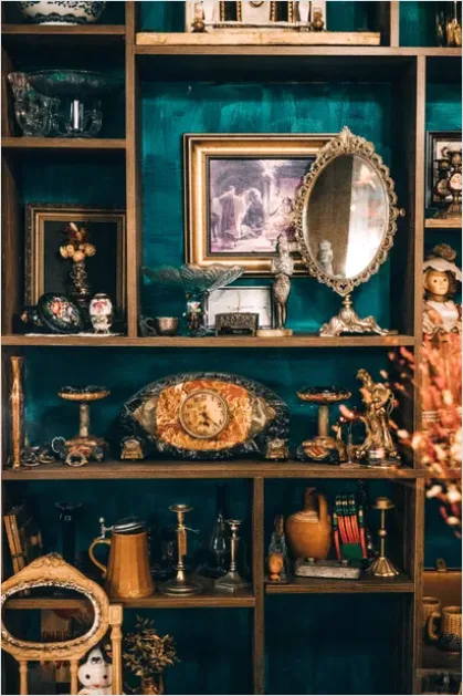 Detail Mirror And Decor Shelf Number 14