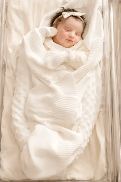 Detail Newborn Baby Sleeping In Crib Number 10